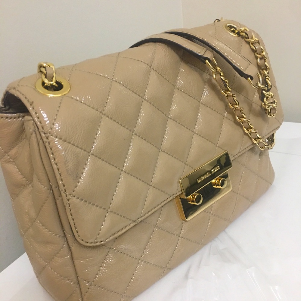 Michael kors quilted leather handbag.